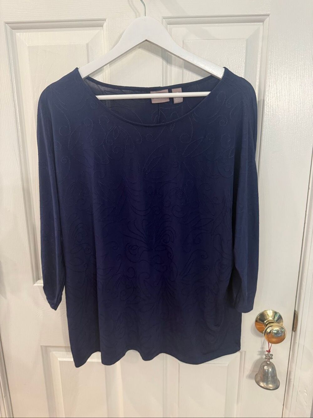 Chico’s Navy Split Sleeve Textured Top sz 3 or XL